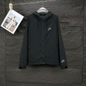 Nike Black Hooded Sun Protection Jacket